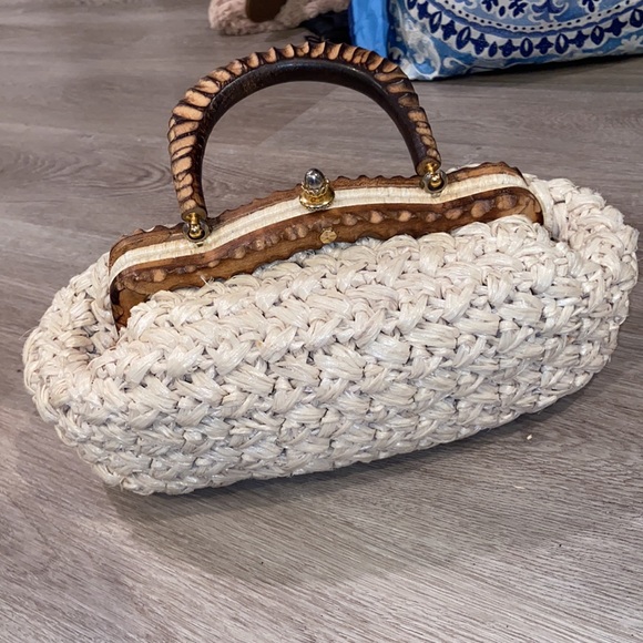 Vintage Straw Wooden Handle Clutch Bag - Picture 8 of 9